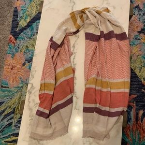 Beautiful and soft gently used BCBGMaxazria scarf